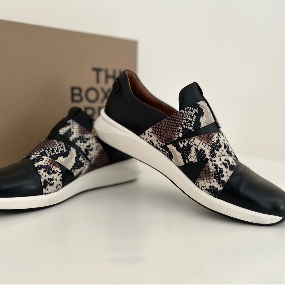 Clarks Un Rio Strap Sneaker Black Combination Leather Womens